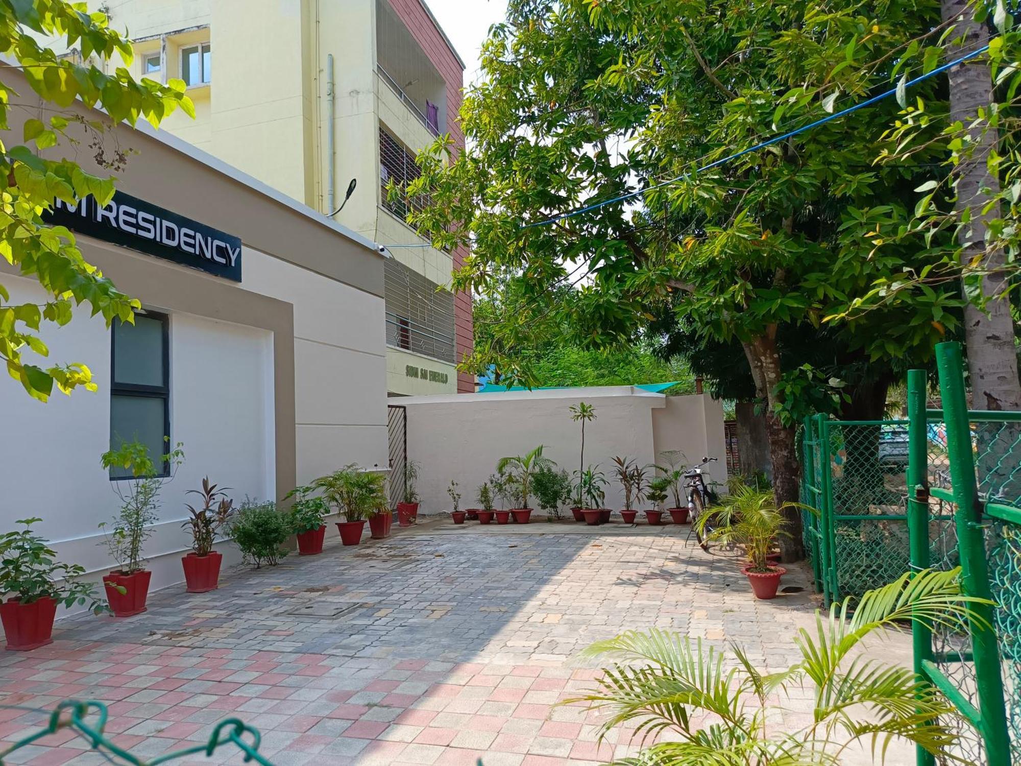 Sm Residency Hotel Bhubaneswar Exterior photo